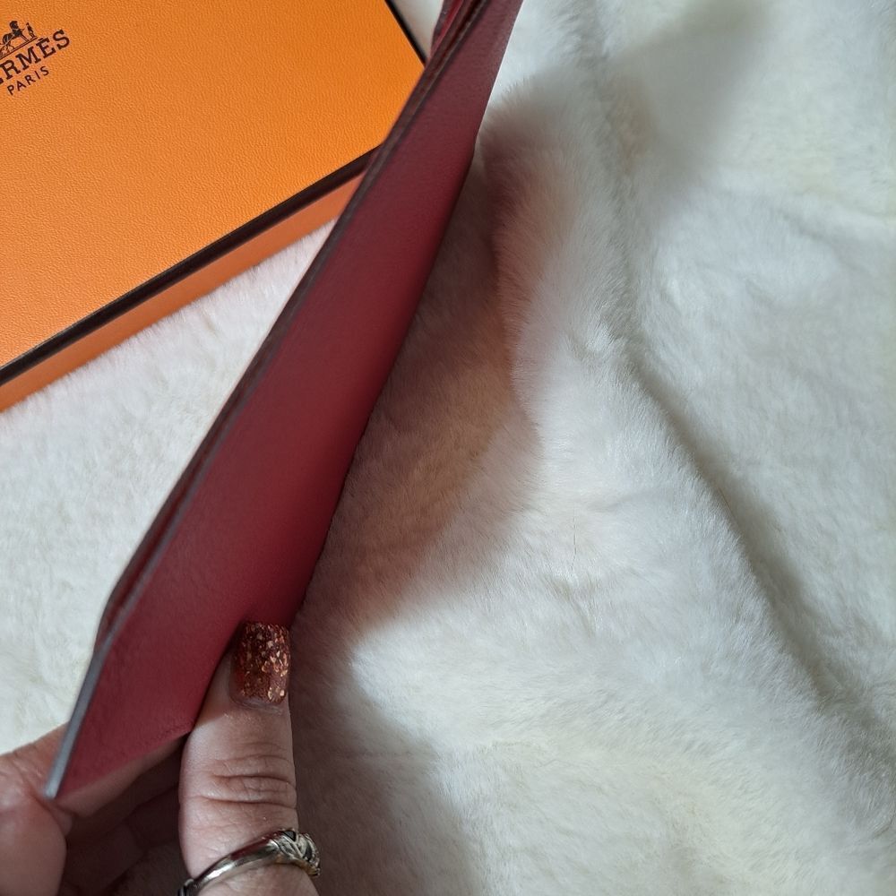 Hermès Goat Skin Passport and / or card Holder New in box GIFTABLE - Picture 8 of 13